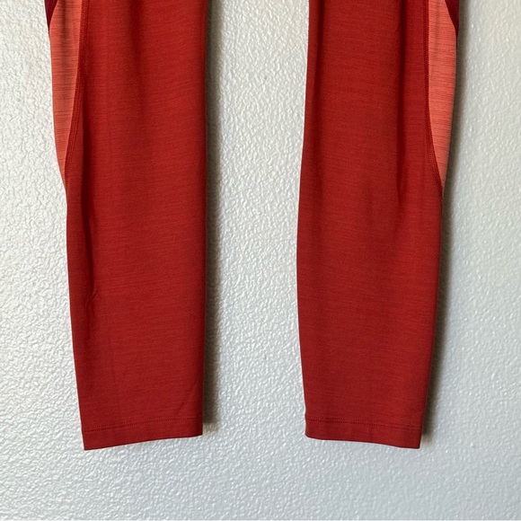 Outdoor Voices TechSweat 7/8 Zoom Red/Orange Leggings Size Medium - Picture 4 of 8